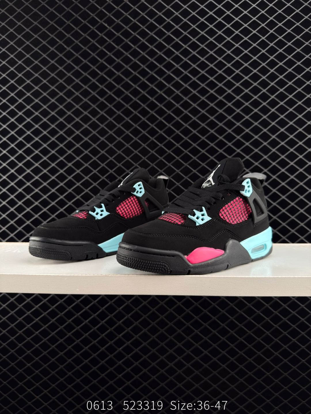 Nike Air Jordan 4 Retro